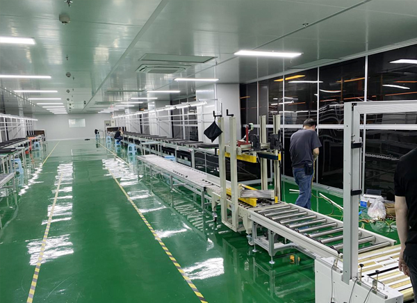 電視機(jī)一體裝配線（自動(dòng)化組裝線）